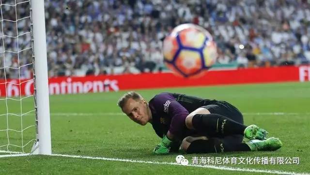 特尔施特根超级扑救保巴萨零封柏林赫塔  